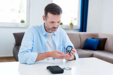 How to use glucometer at home